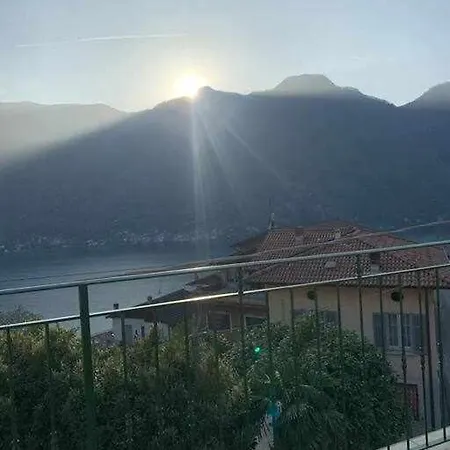 Apartment Ondina Romantic View And Free Parking Como
